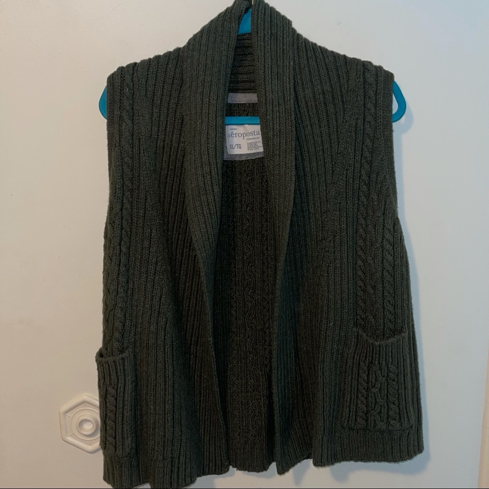 Aeropostale Sleeveless Gray Knit Sweater